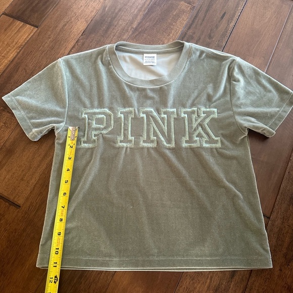 Velvet Green Victoria’s Secret PINK Short Sleeve Shirt - Picture 7 of 8